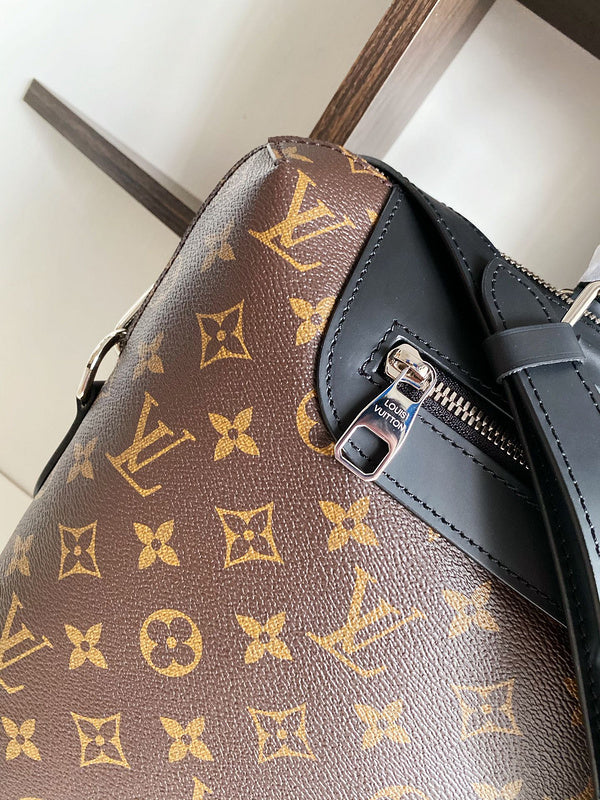 LOV2 Bags - Luxurious Bags  2746