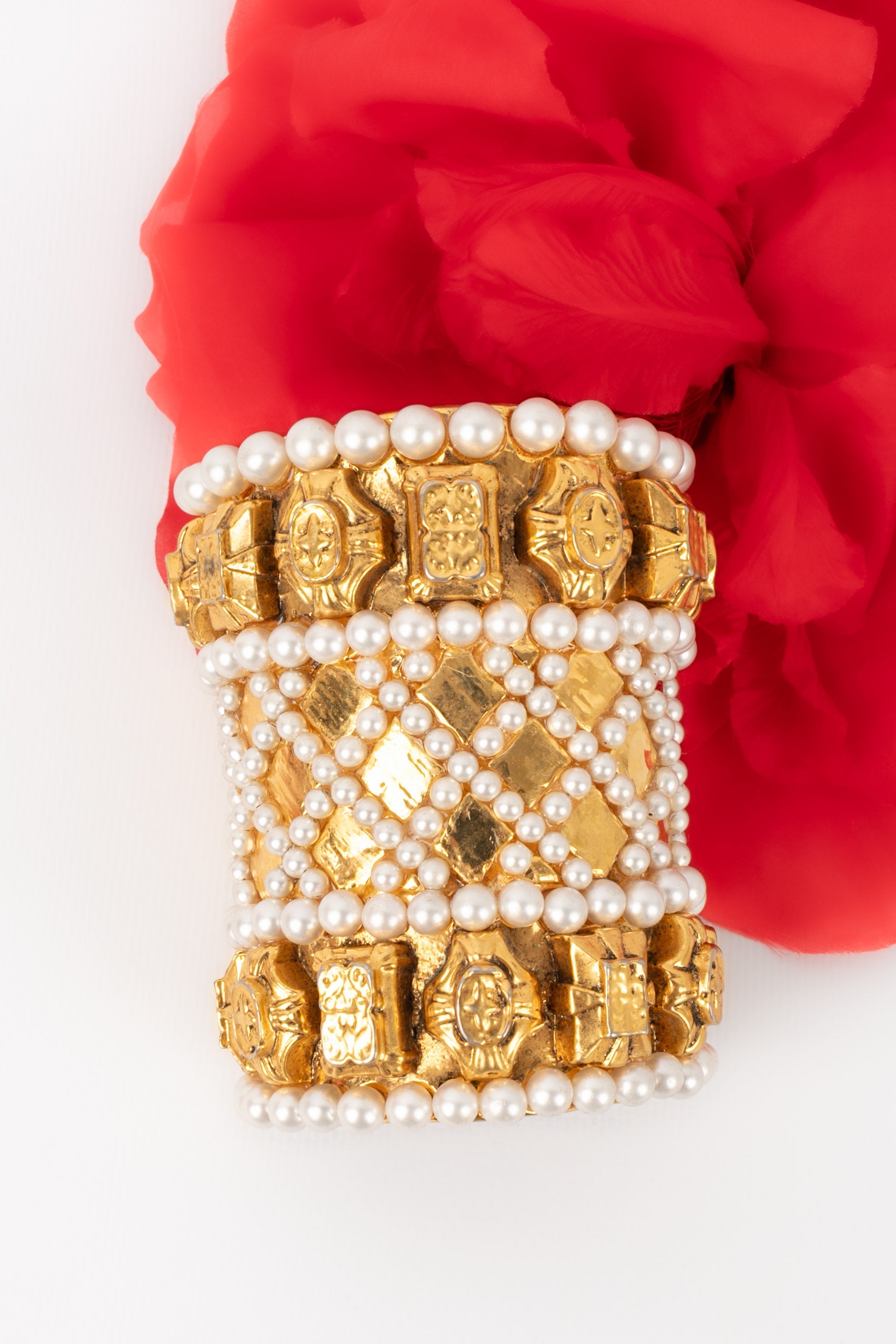 Bracelet manchette Anonyme