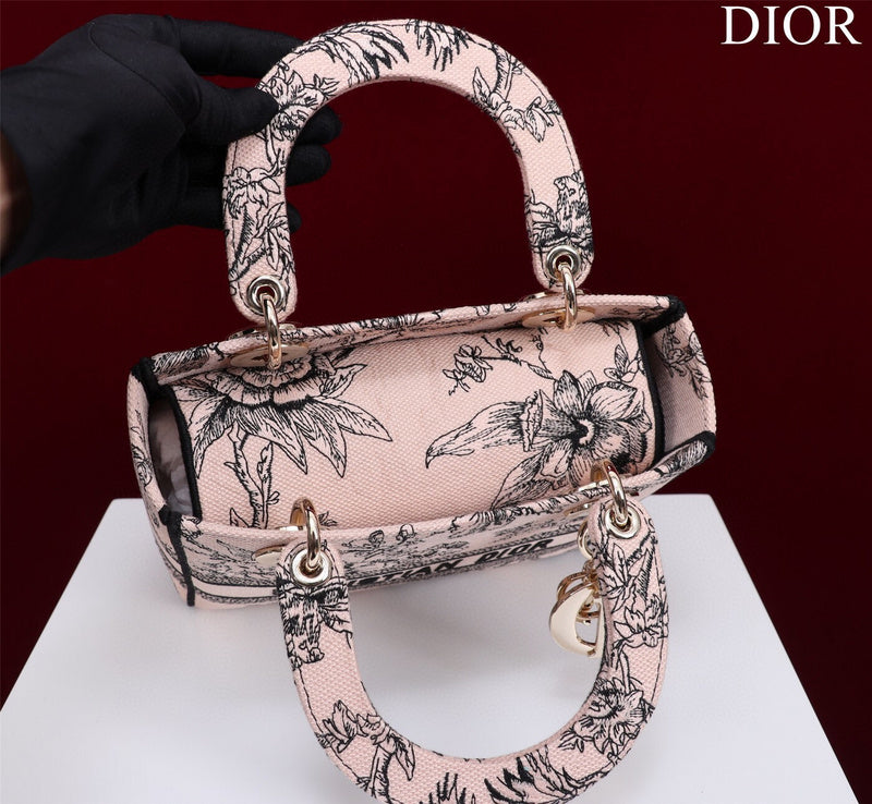 ELE - Dir Bags - 1705