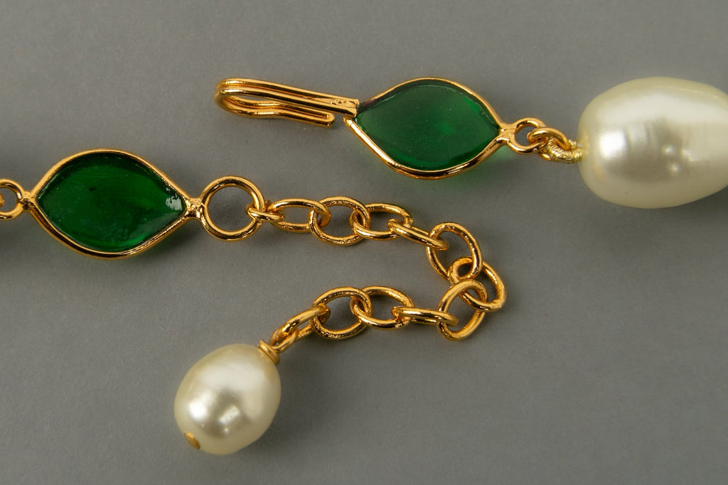 Collier Augustine