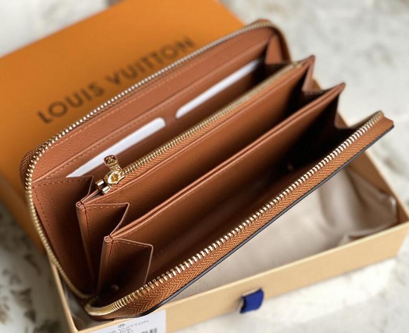 SAMC - Mix Wallets - 156