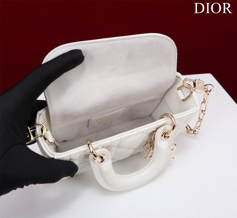 ELE - Dir Bags - 1510