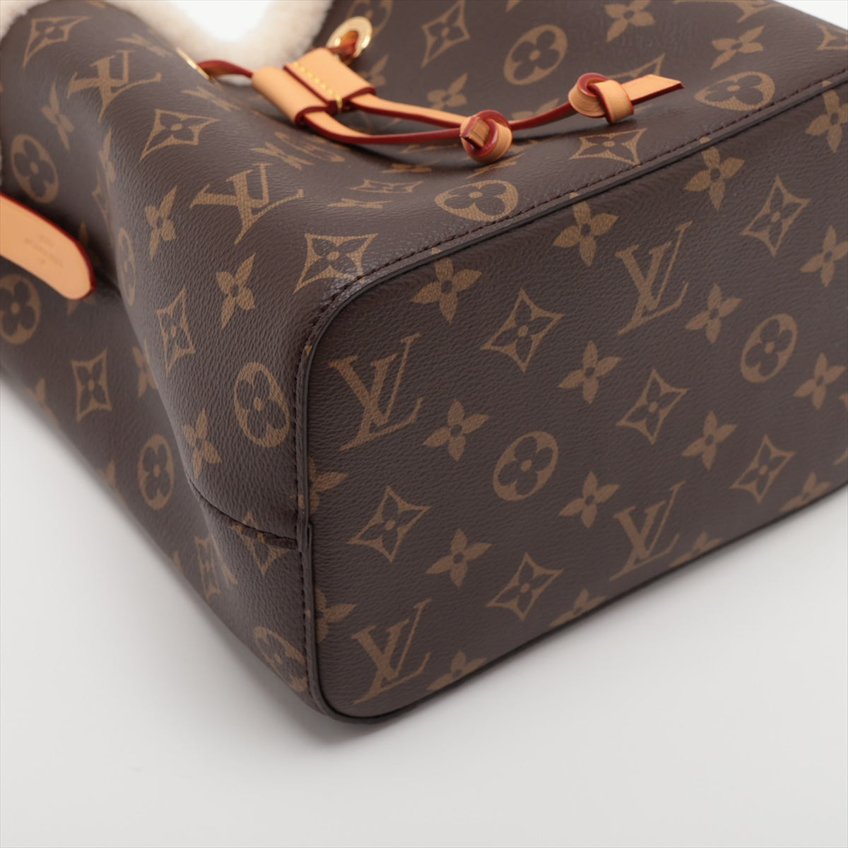 Louis Vuitton Monogram NeonoBB M46319   at