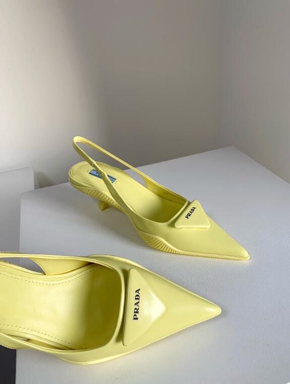GlamyWomen Shoes - 693