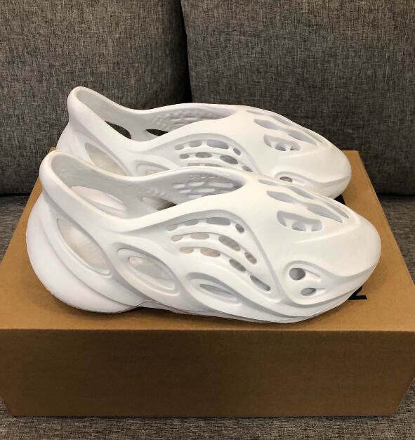 SAMC - YZO Sneakers - 232