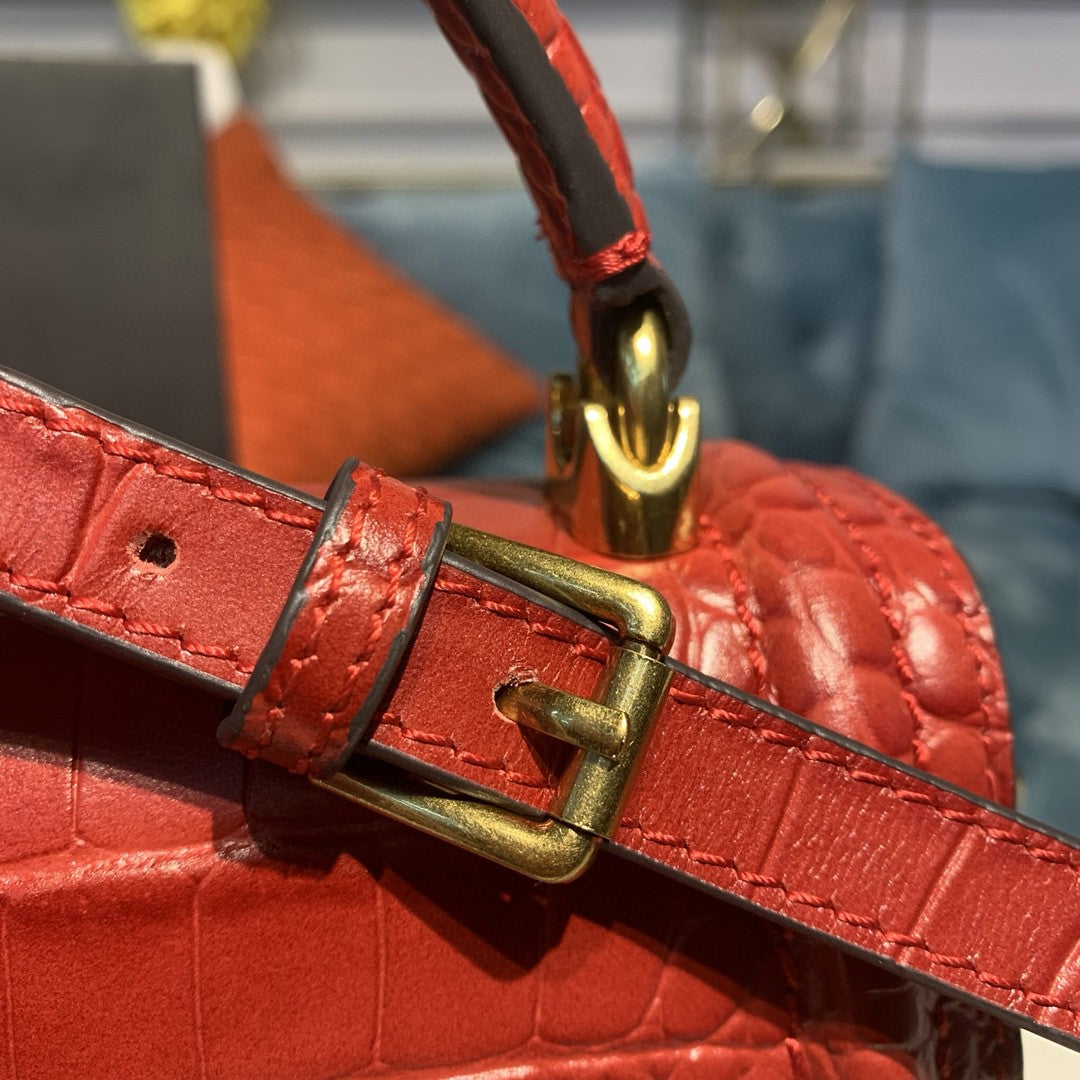 GLAMI MeGLAMIum Devotion Bag Red For Women 9.5in/24cm