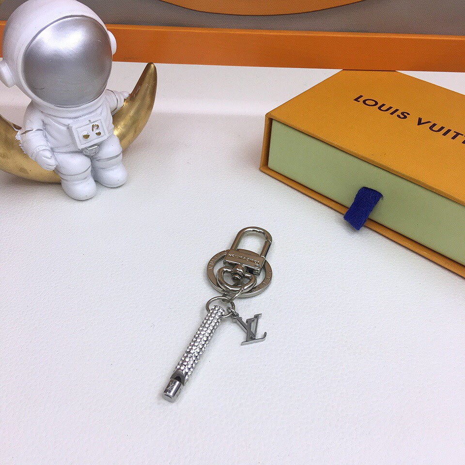 EN - Lux Keychains LUV 072