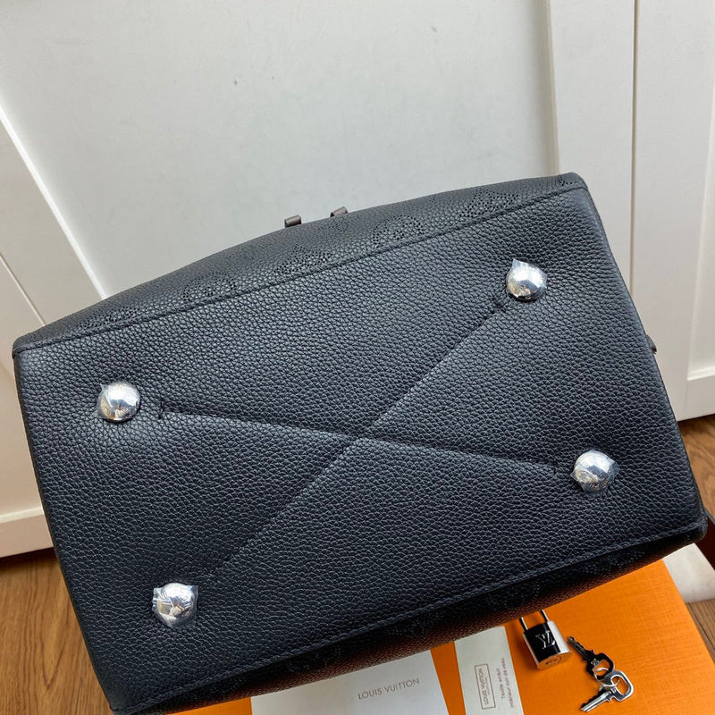 LOV2 Bags - Luxurious Bags  1836