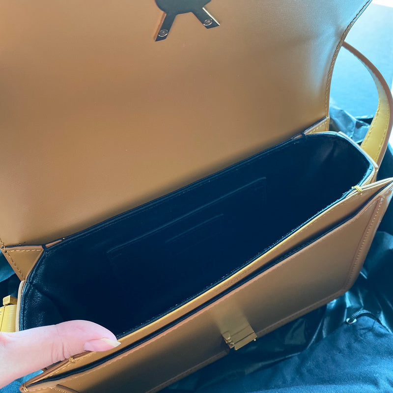 ELE - SLY Bags 029