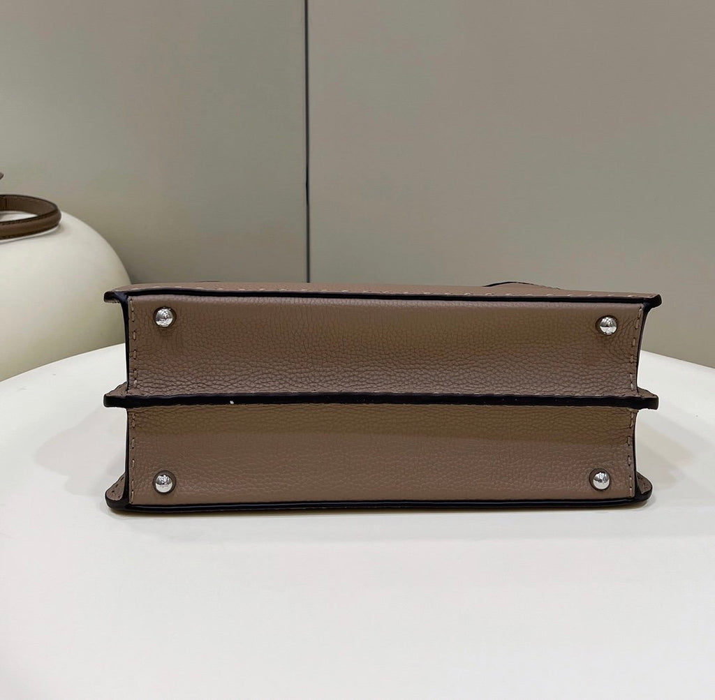 FI GlamI ISeeU MeGLAMIum Brown For Women, Handbags, Shoulder Bags 13.1in/33.5cm FF
