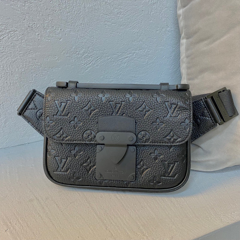 LOV2 Bags - Luxurious Bags  1517