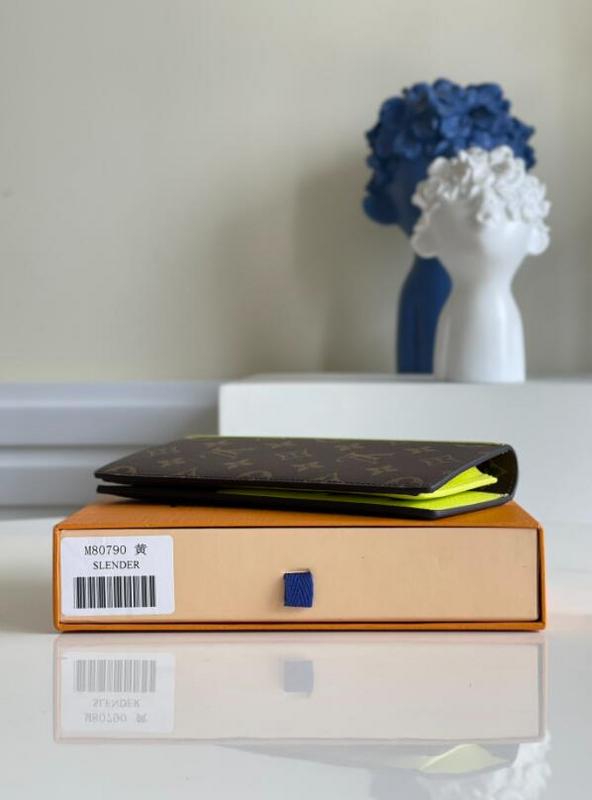 SAMC - Mix Wallets - 094