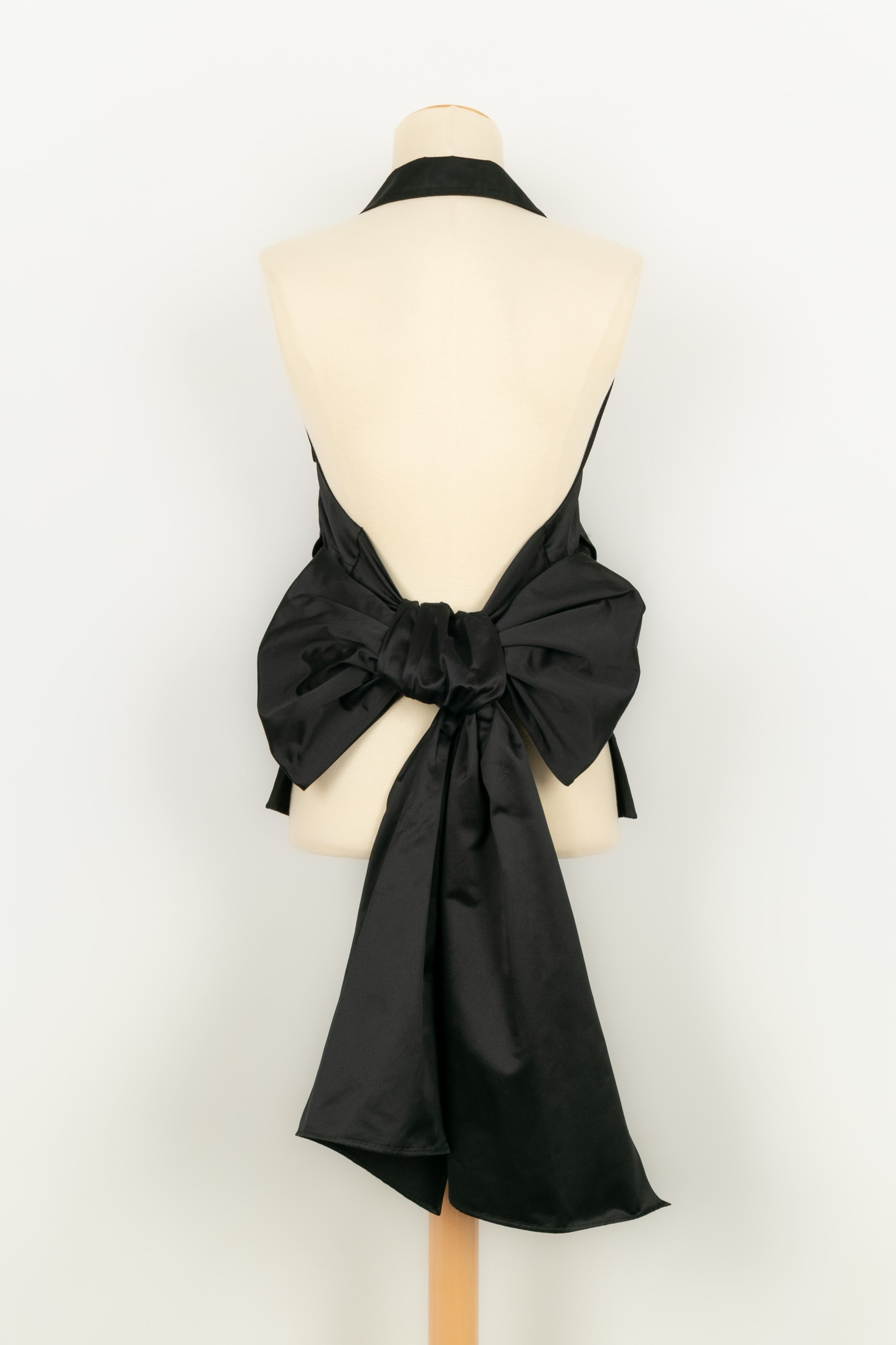 Haut noir Yves Saint Laurent