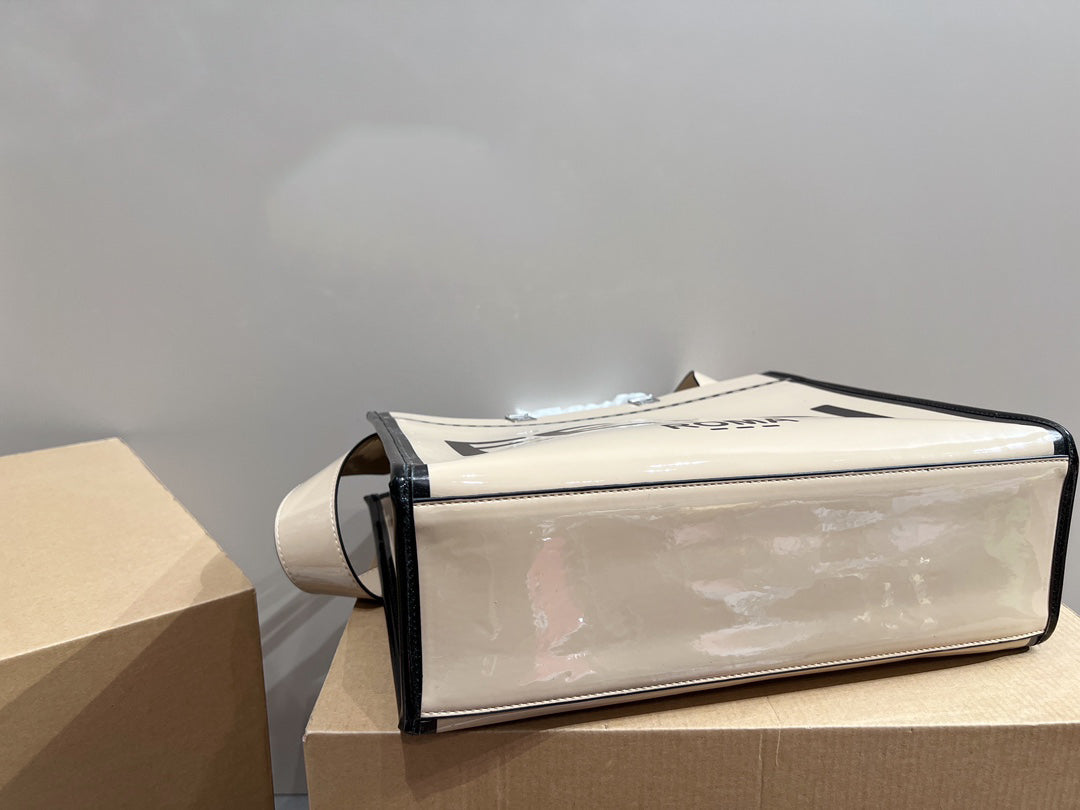 EN - Luxury Bags FEI 283