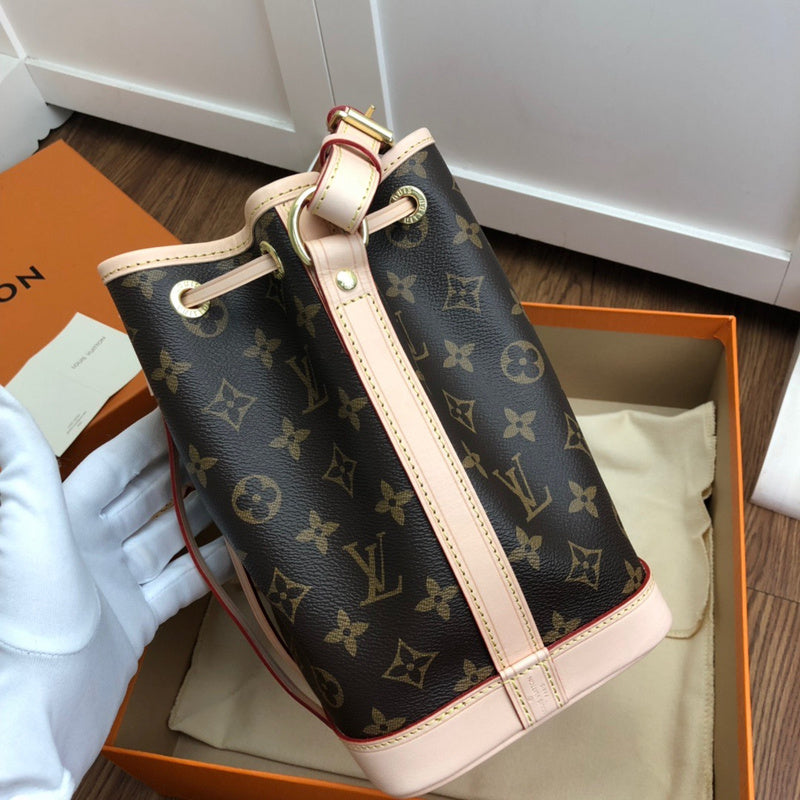 LOV2 Bags - Luxurious Bags  1982