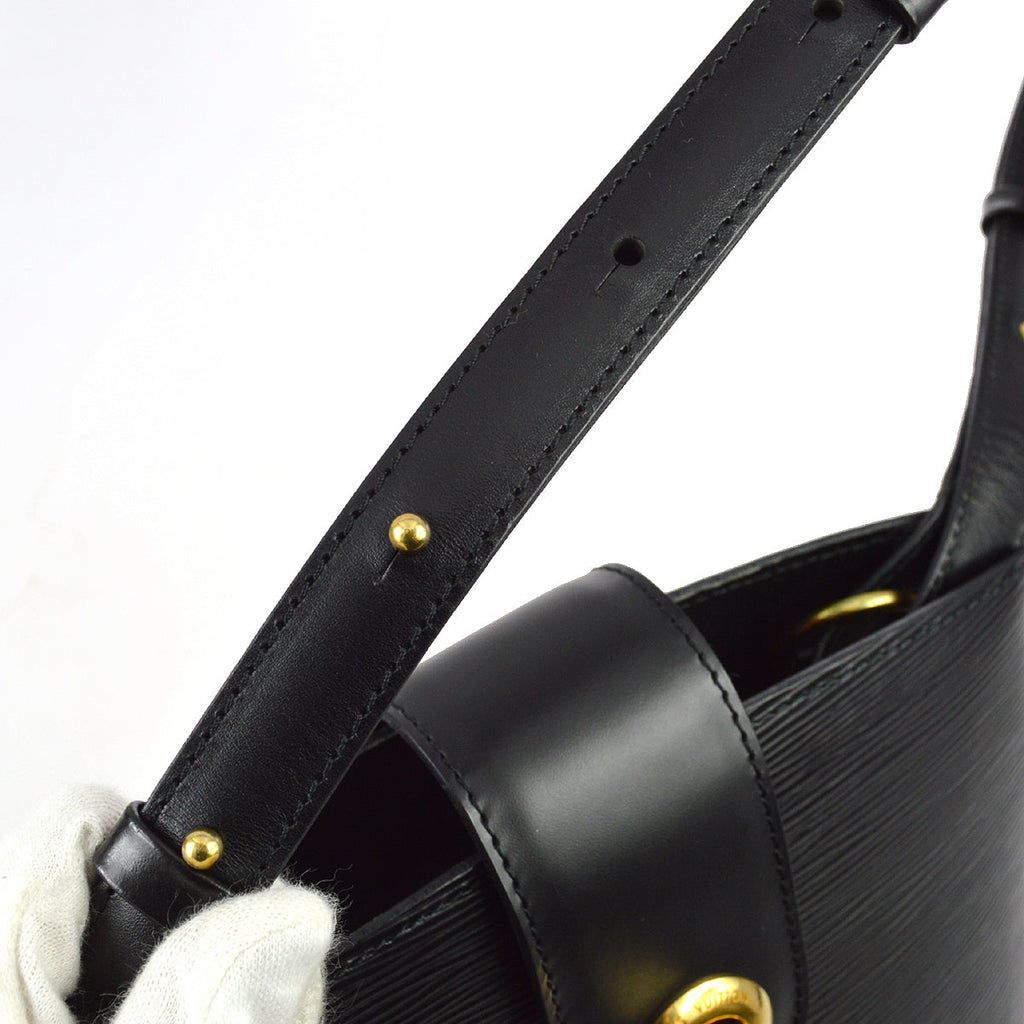 Louis Vuitton 1995 Epi Cluny M52252
