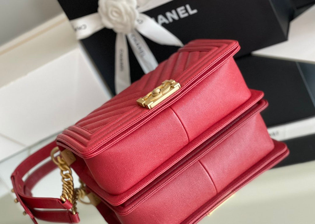 CHLMedium Boy Handbag Red For Women 9.8in/25cm A67086