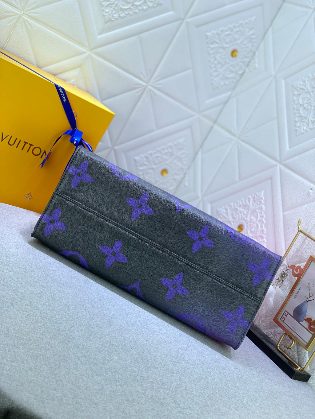 EN - Luxury Bags LUV 749