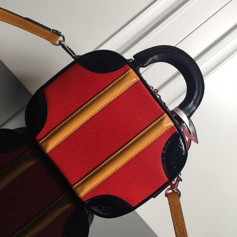 LOV2 Bags - Luxurious Bags  1981