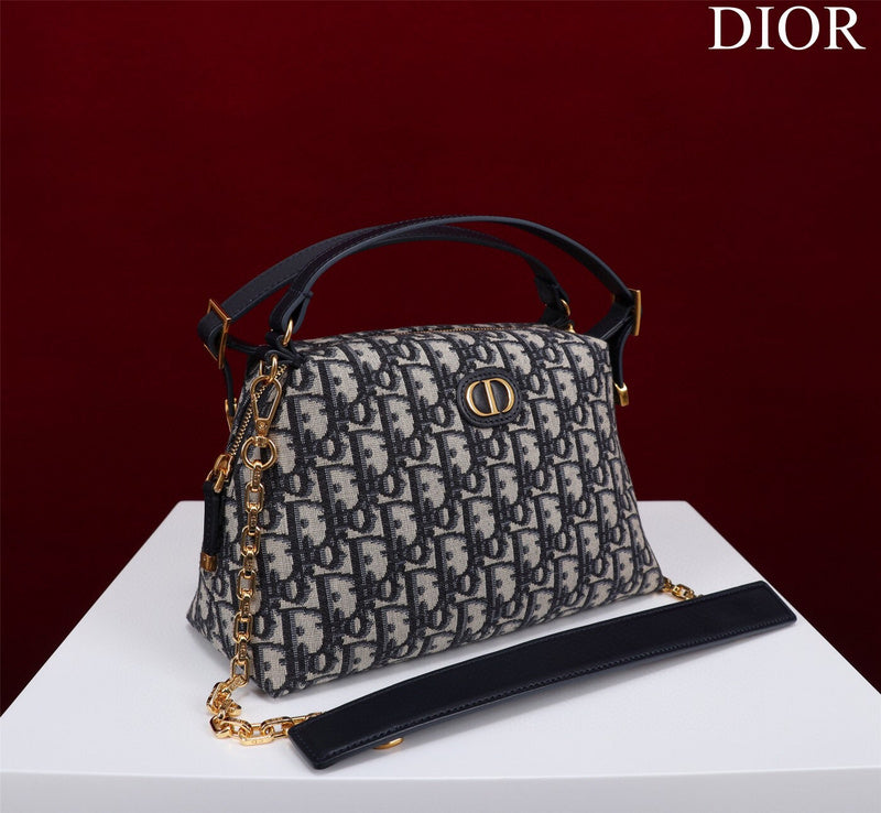 ELE - Dir Bags - 1711
