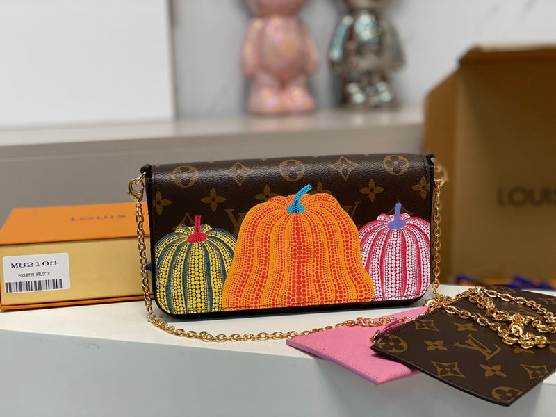 Glamy - LOV Bags - 1058