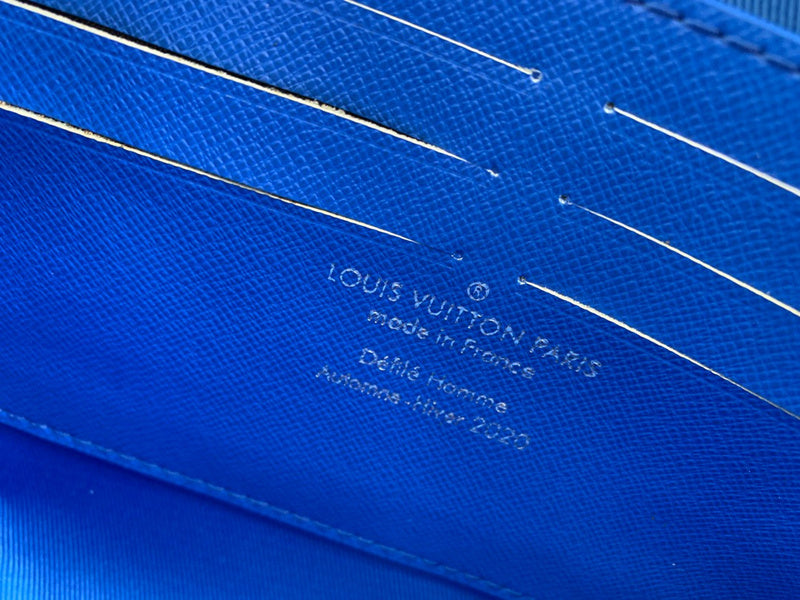 LOV2 Bags - Luxurious Bags  1744