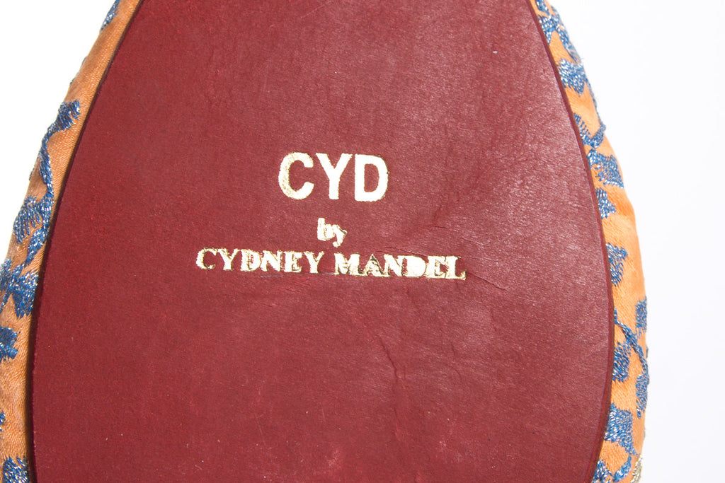 Cydney Mandel Peach Embroidered Loafers SZ 6