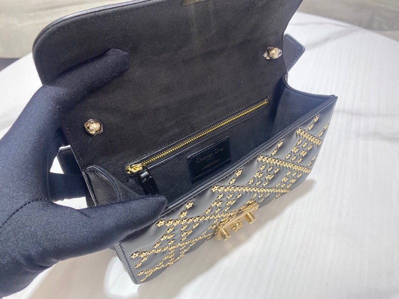 ELE - Dir Bags - 1869