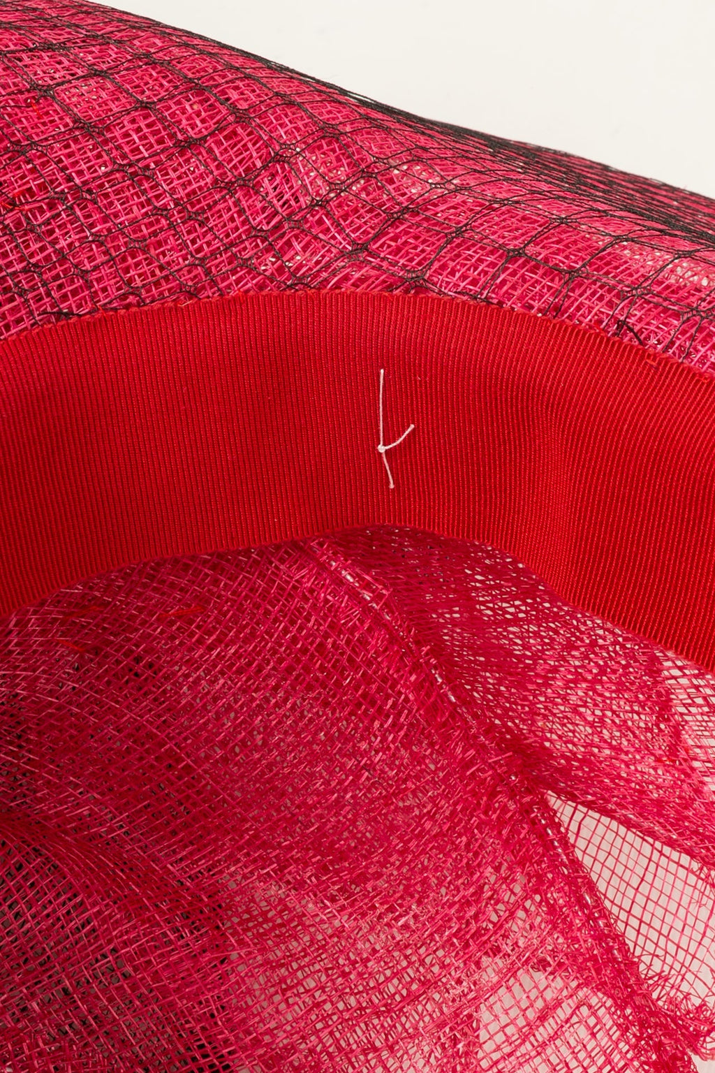 Chapeau rose TÃƒÆ’Ã‚Âªte ÃƒÆ’Ã‚Â  TÃƒÆ’Ã‚Âªte
