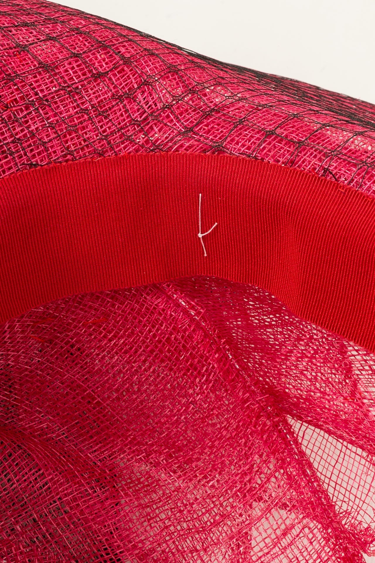 Chapeau rose TÃƒÆ’Ã‚Âªte ÃƒÆ’Ã‚Â  TÃƒÆ’Ã‚Âªte