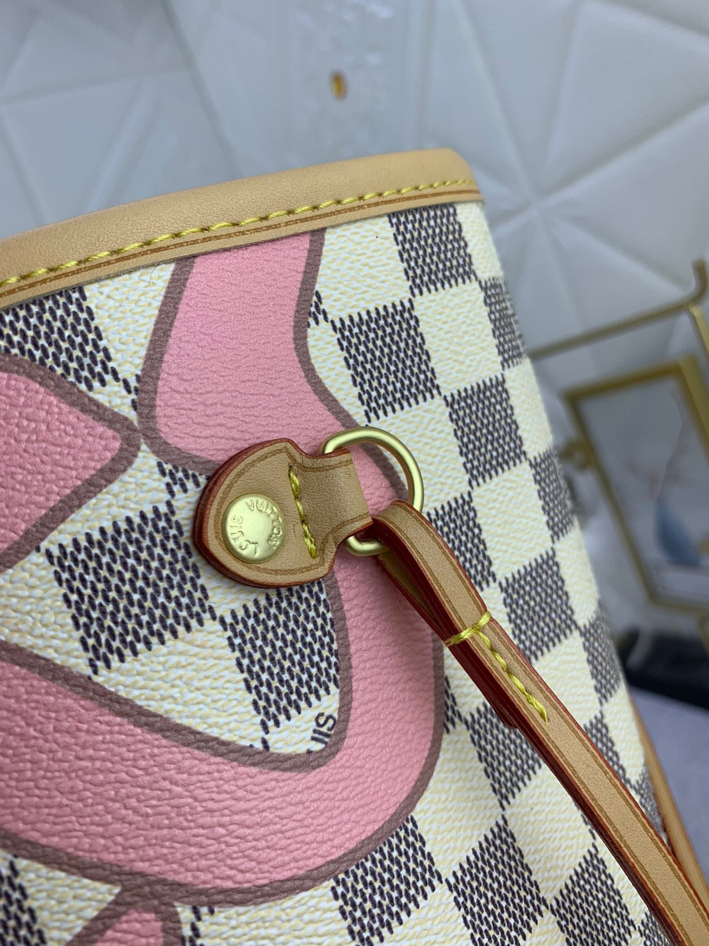 EN - Luxury Bags LUV 809