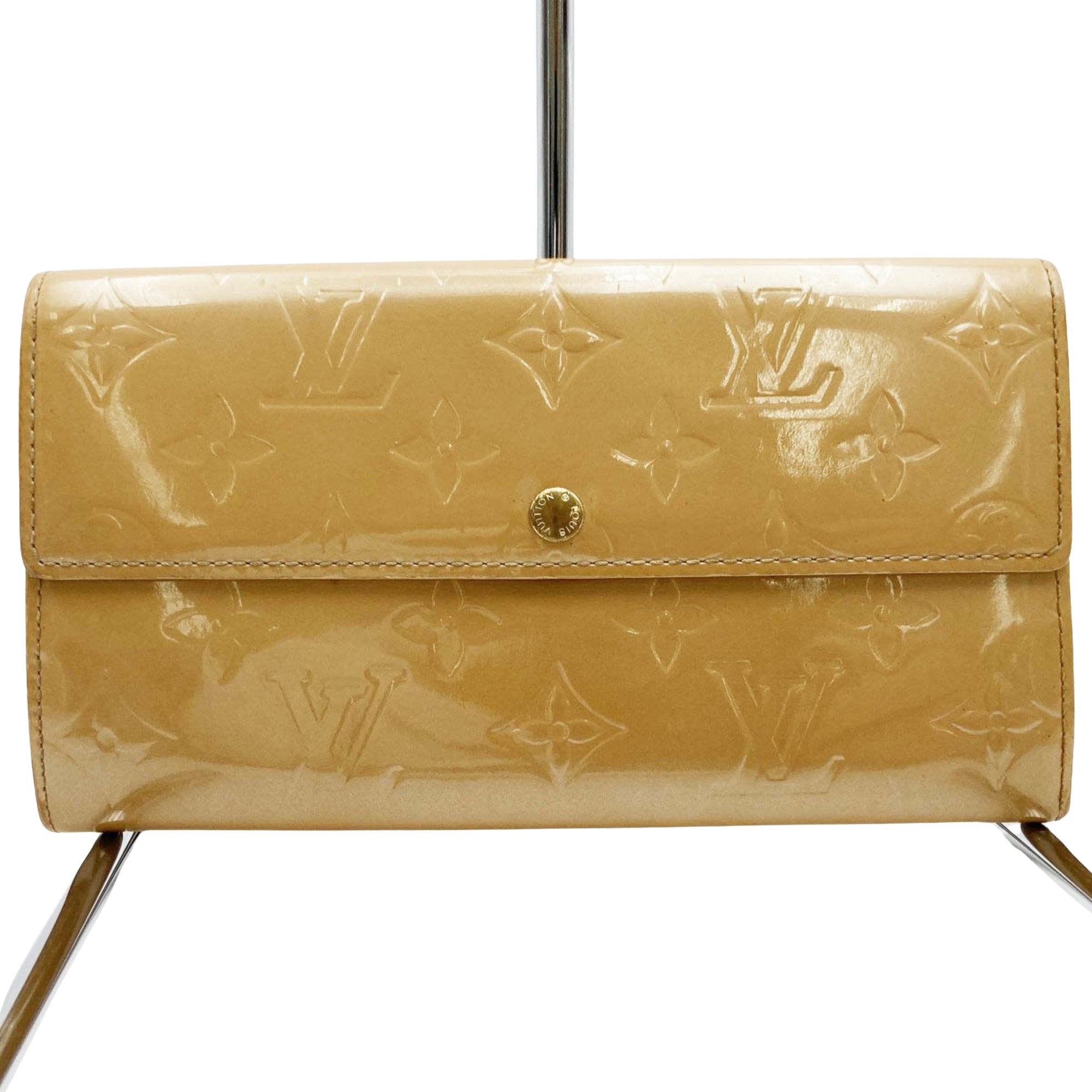 Louis Vuitton Sarah  Patent Leather Wallet  ()