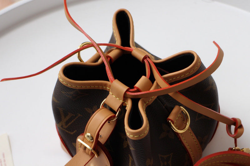 LOV2 Bags - Luxurious Bags  1587