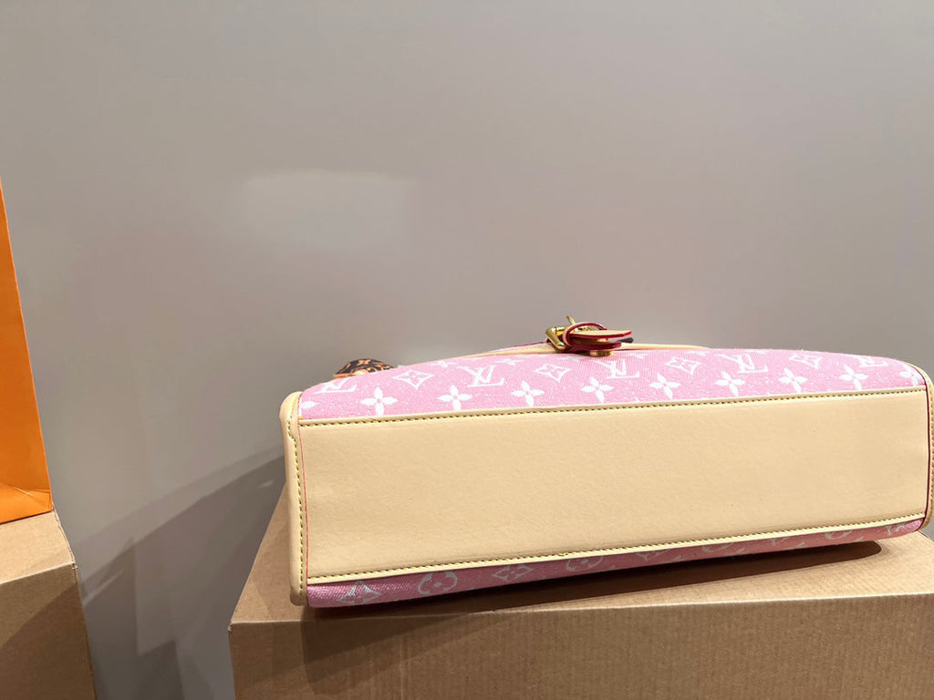 EN - Luxury Bags LUV 728