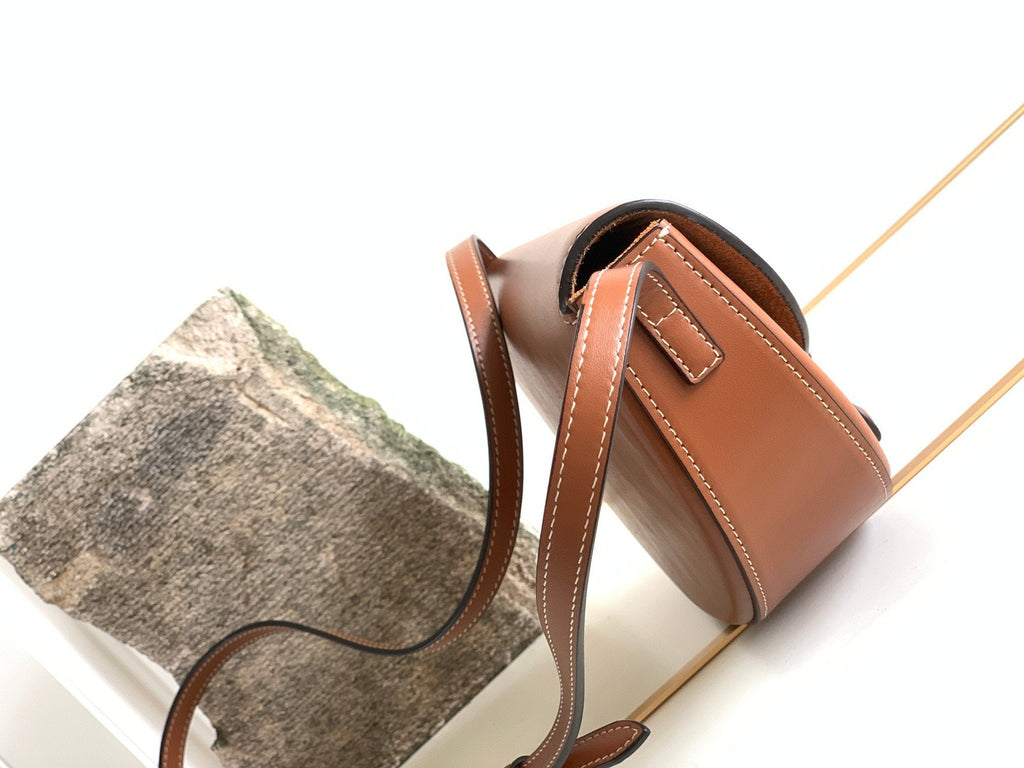GLAMI BesaGLAMI Cuir Triomphe Bag Brown For Women 9in/23cm 111233DU3.04LU