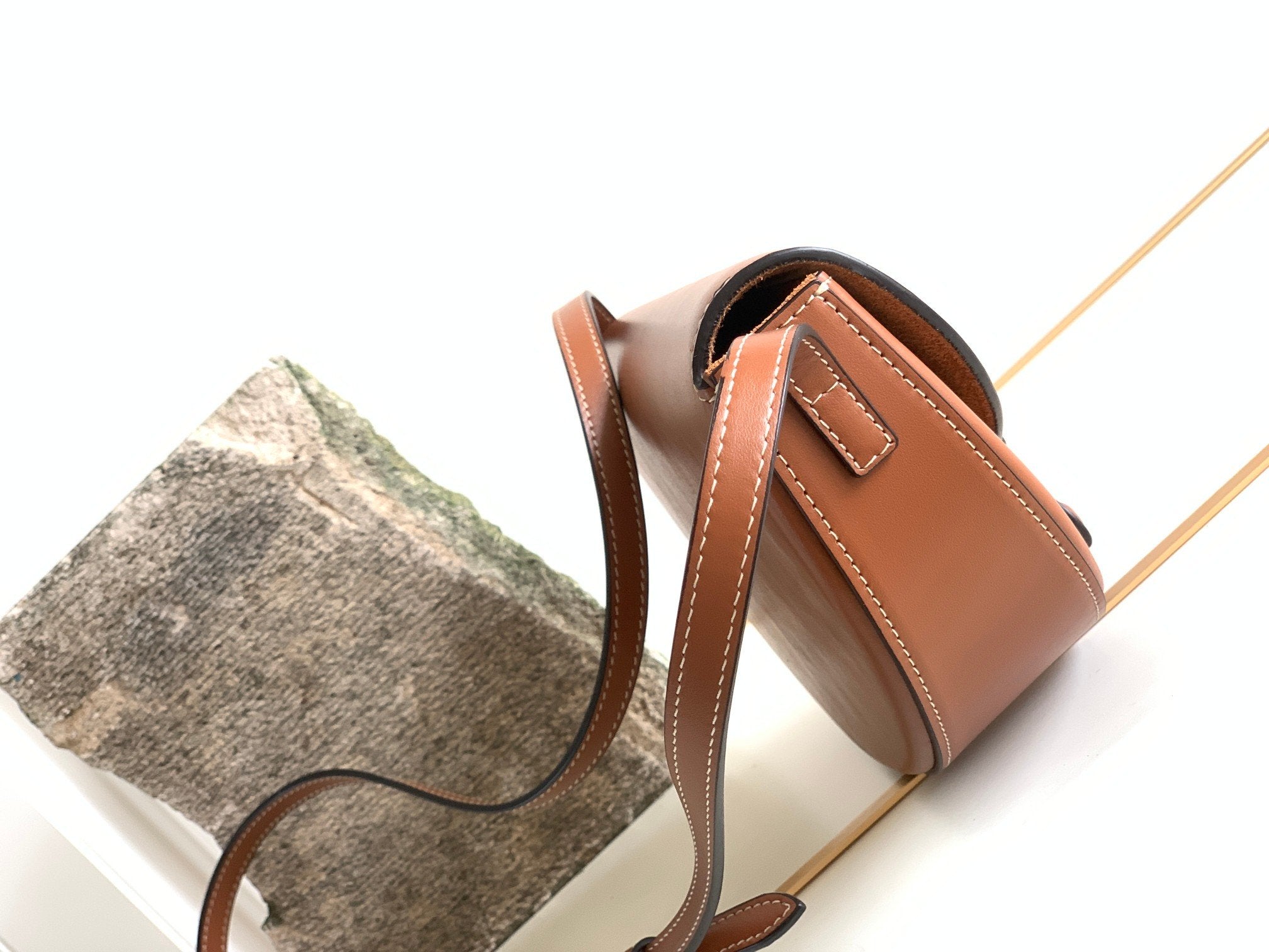 GLAMI BesaGLAMI Cuir Triomphe Bag Brown For Women 9in/23cm 111233DU3.04LU