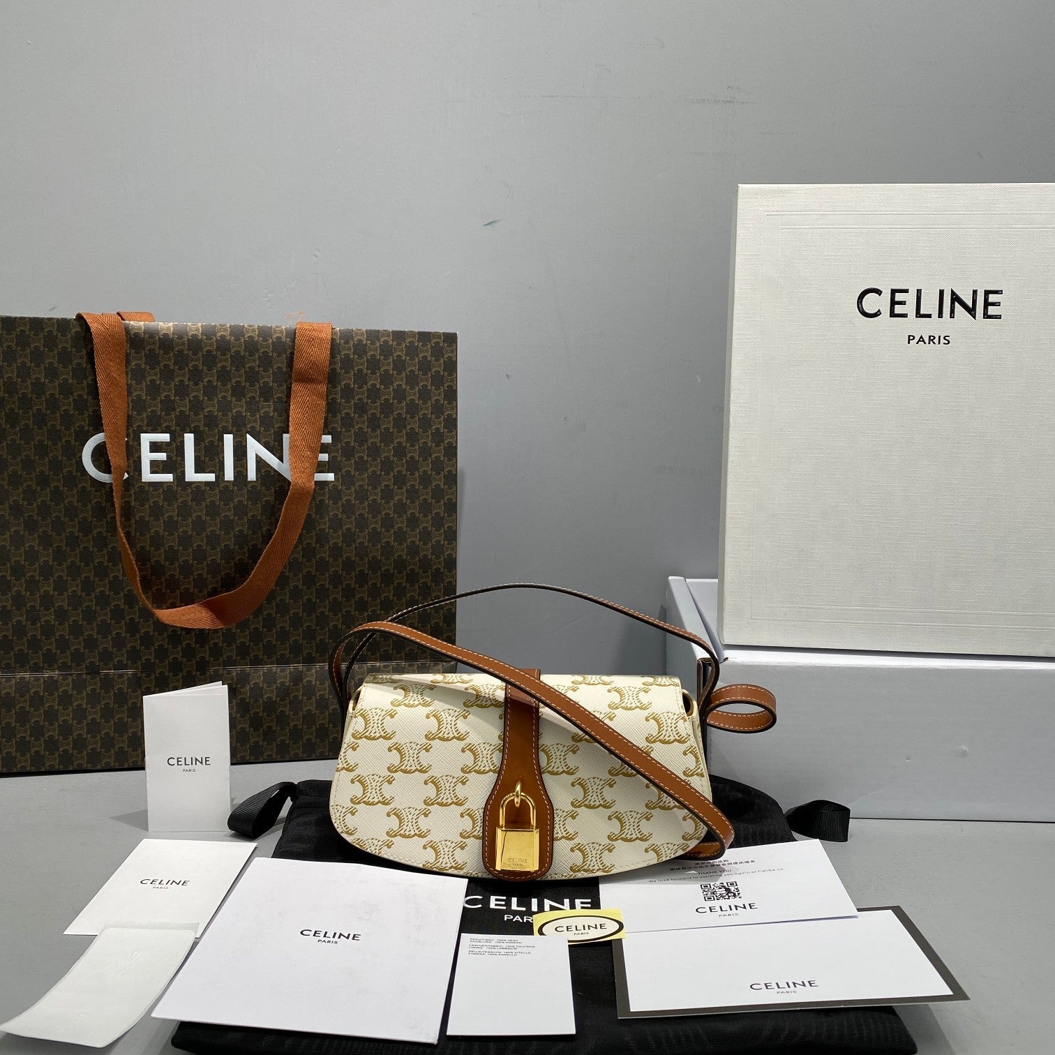GLAMI Casual Style Bridal Logo White / Brown For Women 7in/18cm 10I592DQ2.01TA