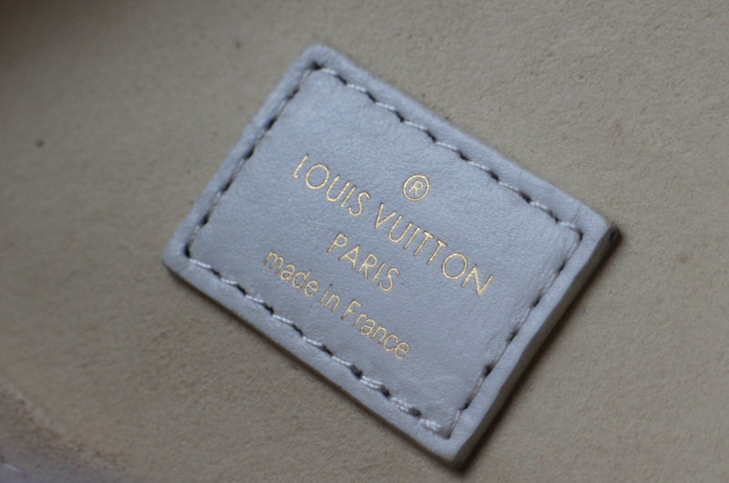 LOV2 Bags - Luxurious Bags  1716