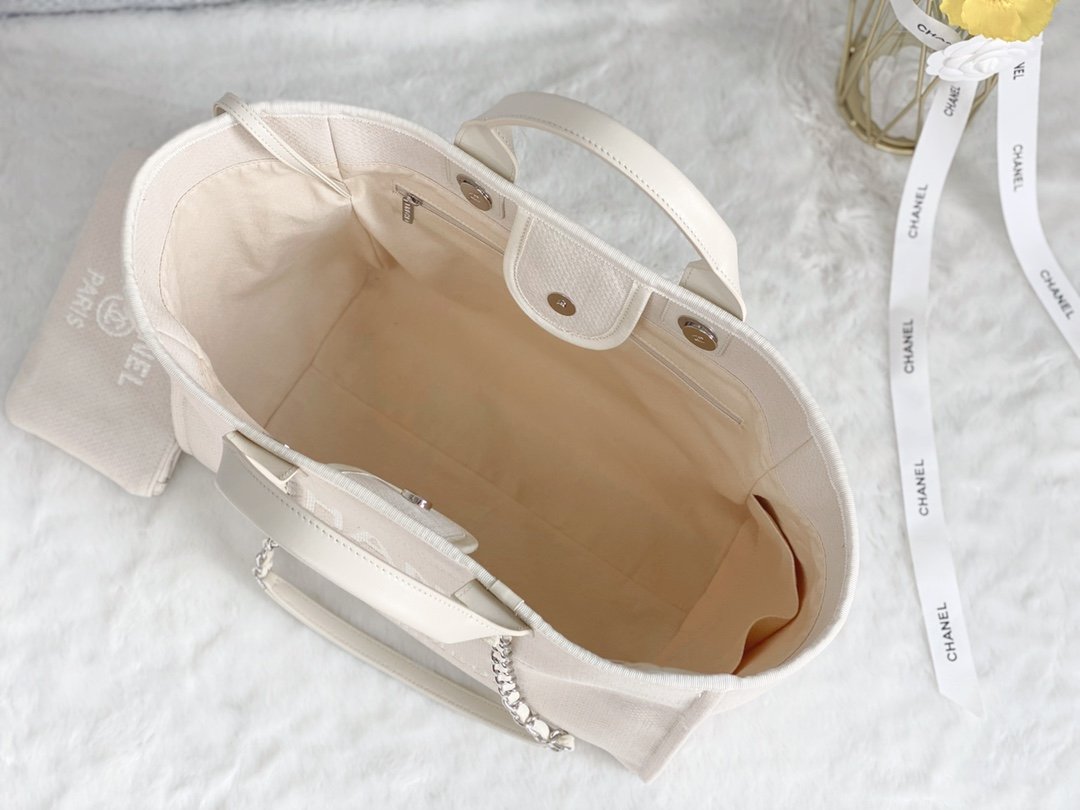 CHLSmall Shopping Bag Silver Hardware Cream For Women Handbags, Shoulder Bags 15.2in/39cm AS3257