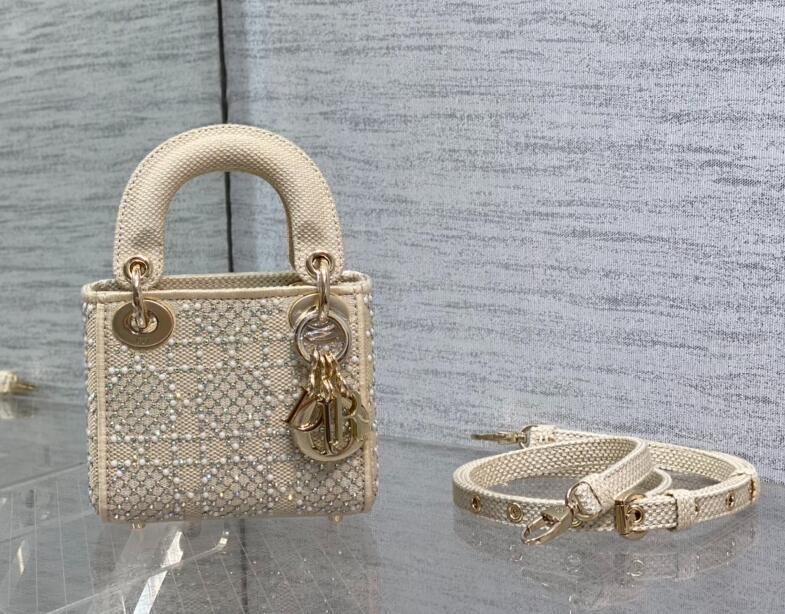 SAMCC - DOR Bags - 204