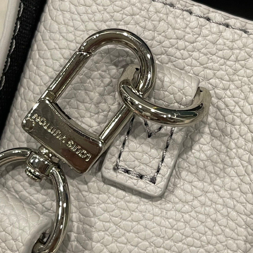 EN - Luxury Bags LUV 871