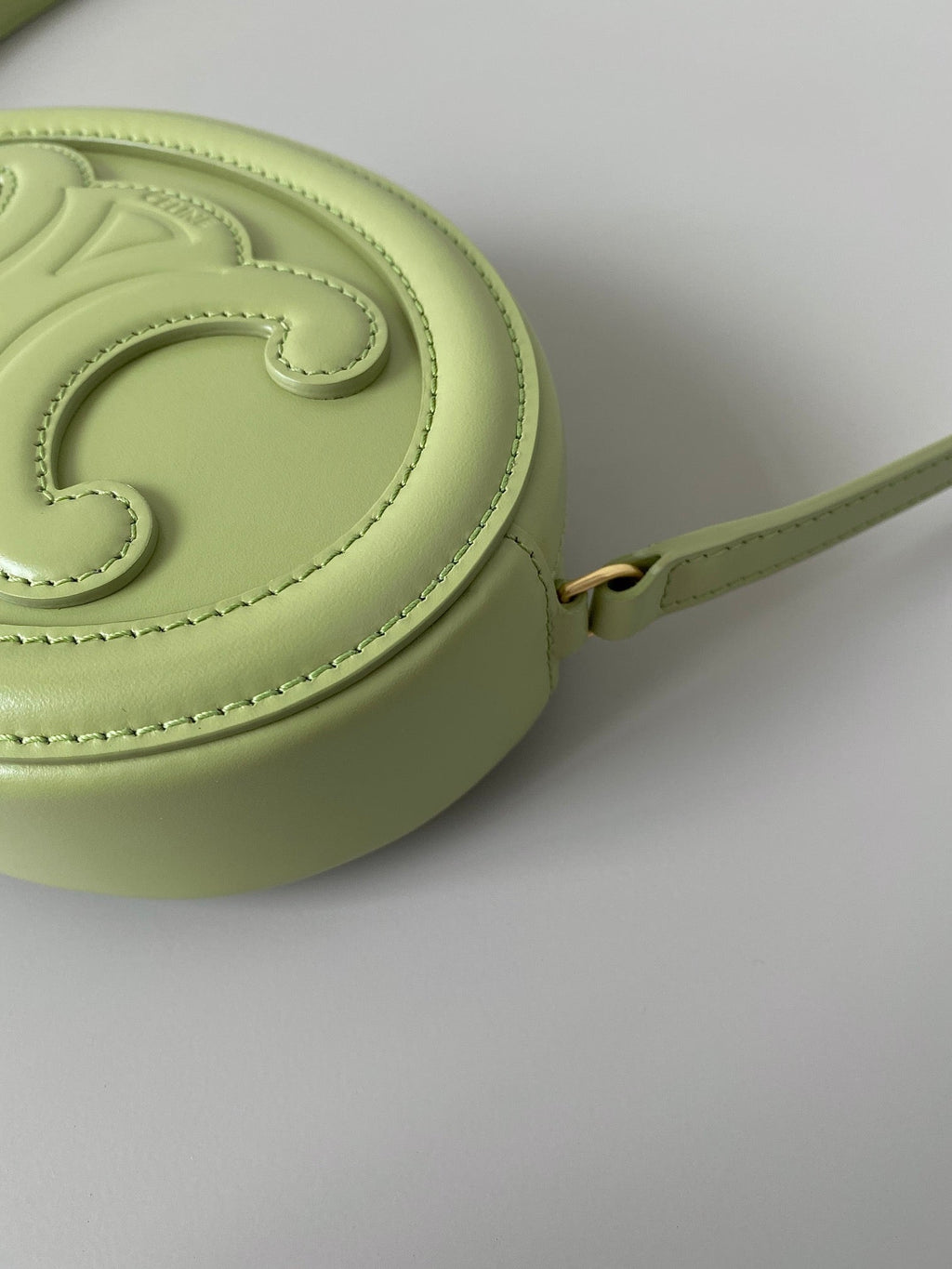 GLAMI Crossbody Oval Purse Cuir Triomphe Mint Green For Women 6in/16cm