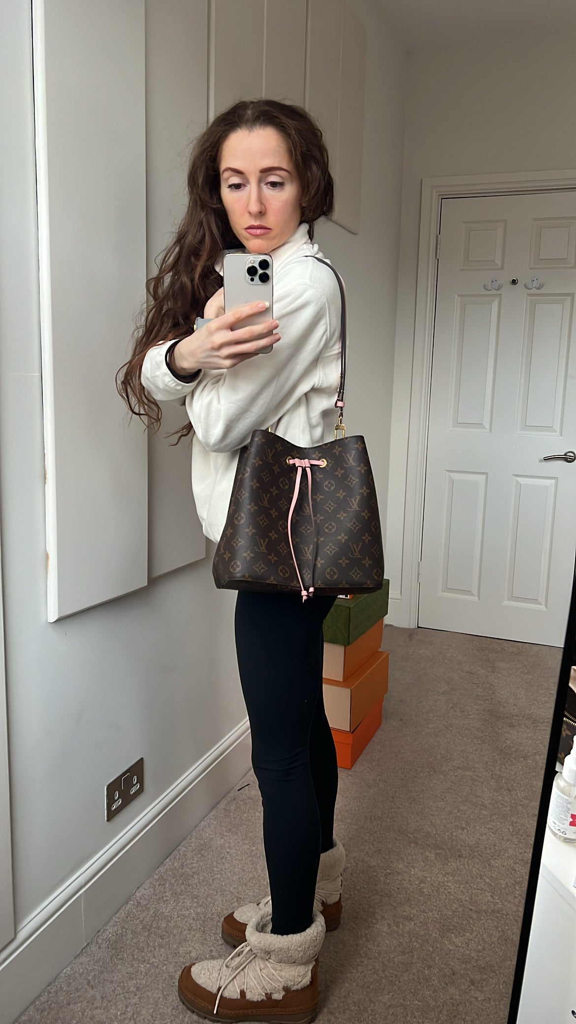 Louis Vuitton Neo Noe Monogram Rose Poudre (RRP £1,560)