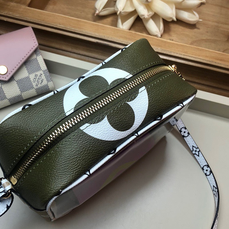 LOV2 Bags - Luxurious Bags  2027