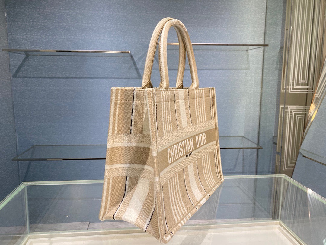 GLAMI MeGLAMIum Book Tote Beige, For Women, WomenÃ¢â‚¬â„¢s Handbags 14in/36cm CD