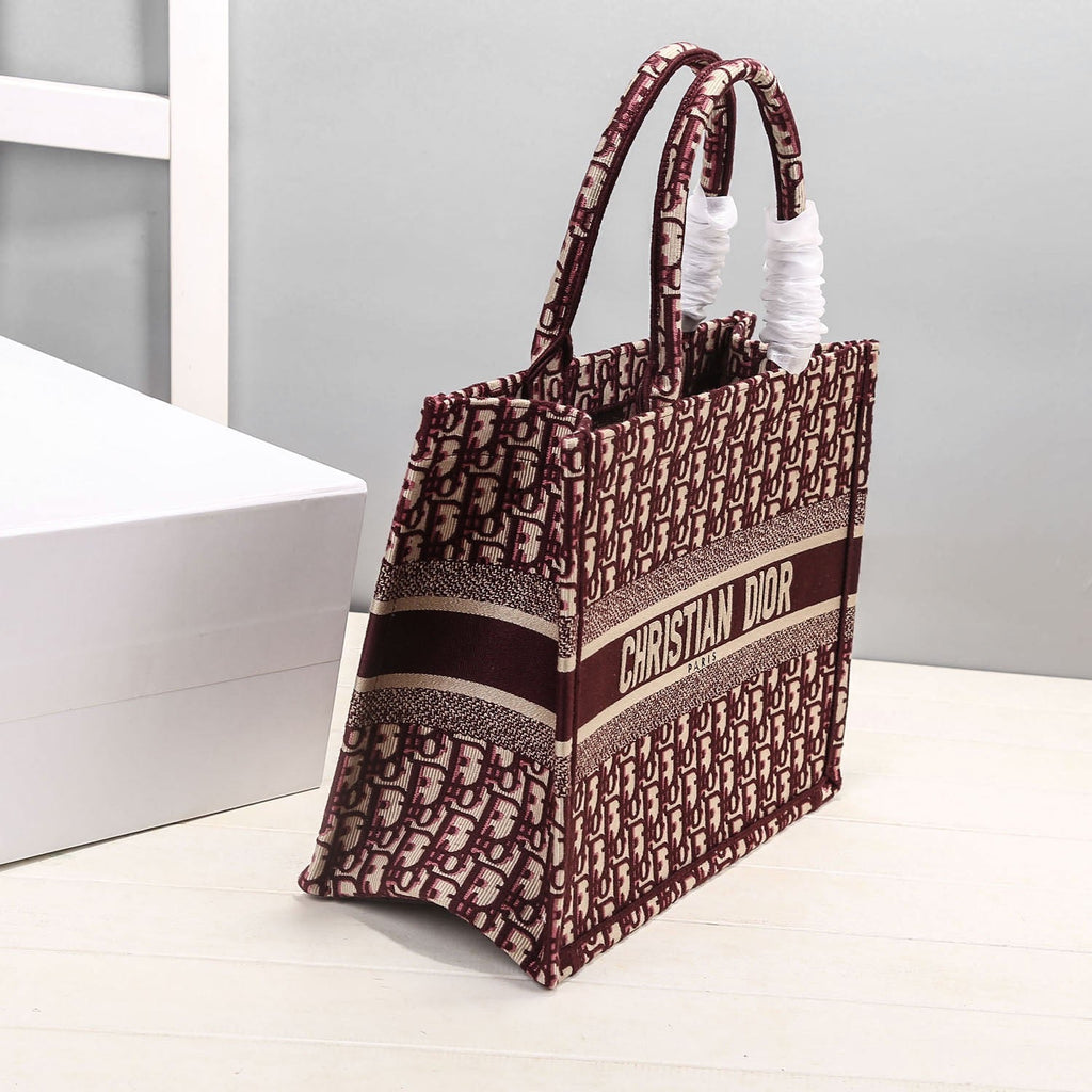 GLAMI MeGLAMIum Book Tote Red, For Women, WomenÃ¢â‚¬â„¢s Handbags 14in/36cm CD
