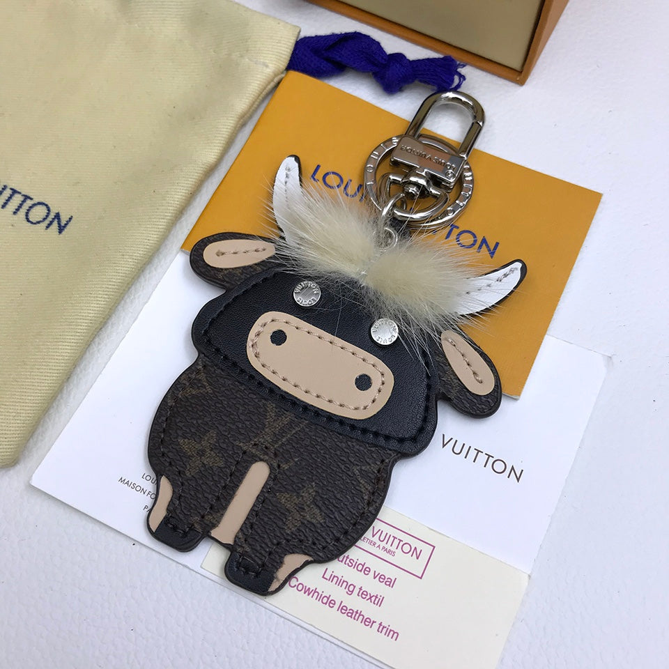 EN - Lux Keychains LUV 080