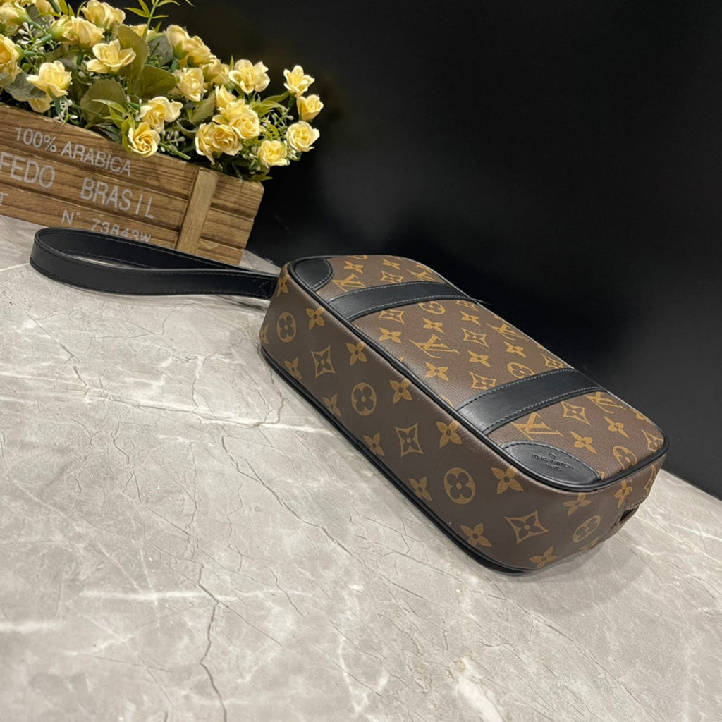EN - Luxury Bags LUV 861