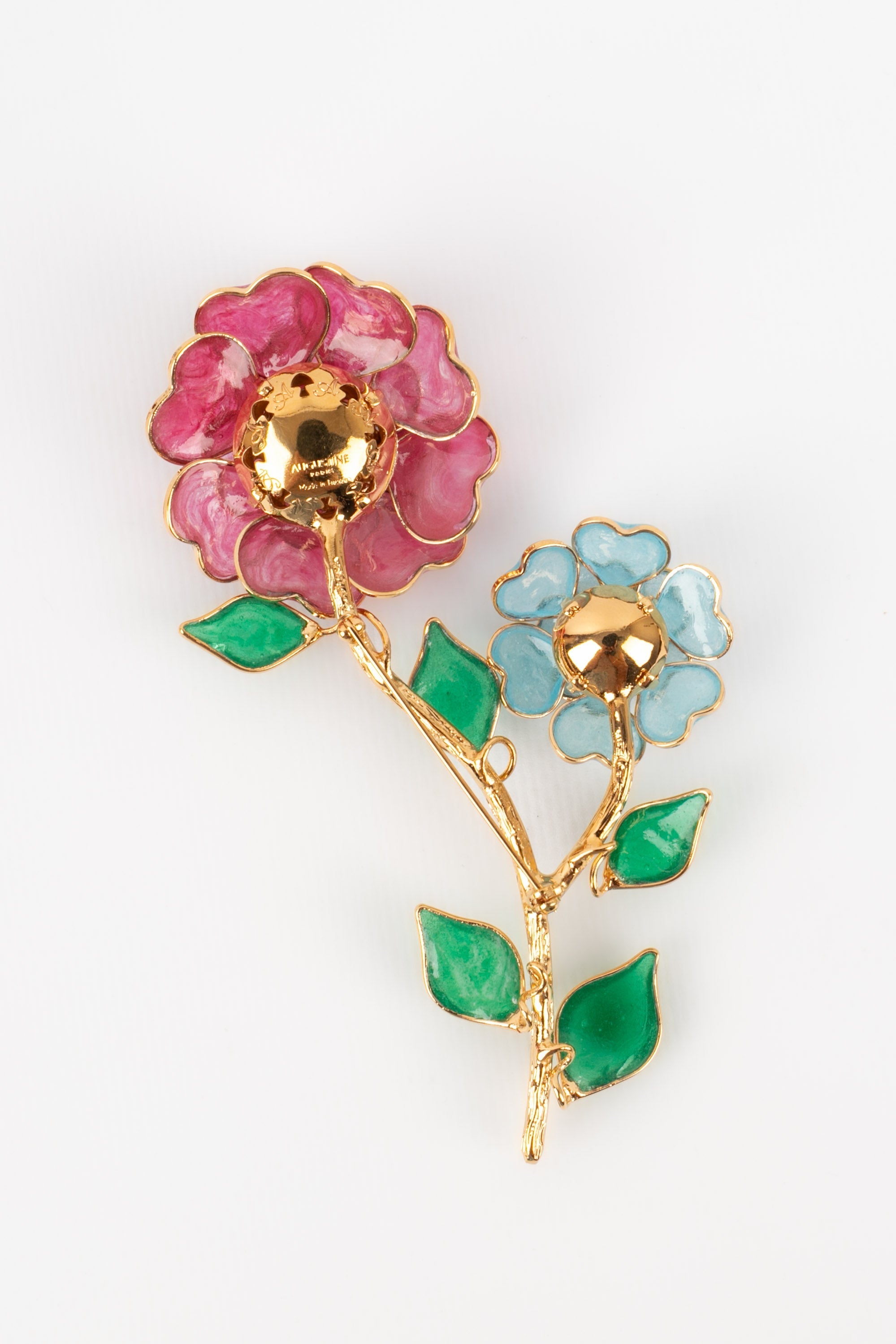 Broche Augustine