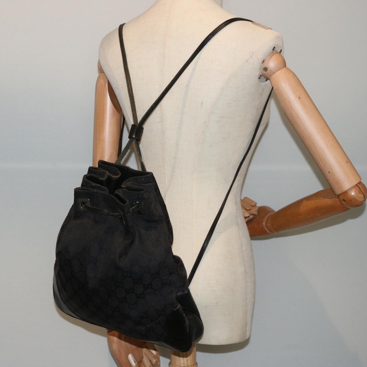 GUCCI GG Canvas Shoulder Bag Black 001 3812 71811